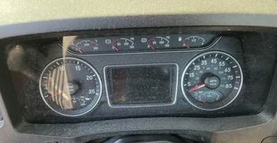 International LT625 Instrument Panel Cluster