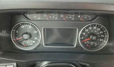 International LT625 Instrument Panel Cluster