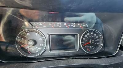 International LT625 Instrument Panel Cluster