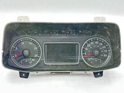 International LT625 Instrument Panel Cluster