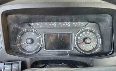 International LT625 Instrument Panel Cluster