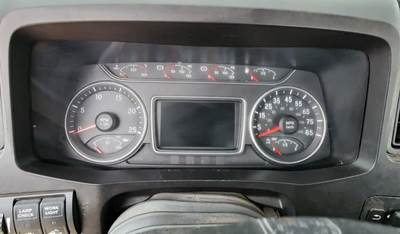 International LT62F Instrument Panel Cluster