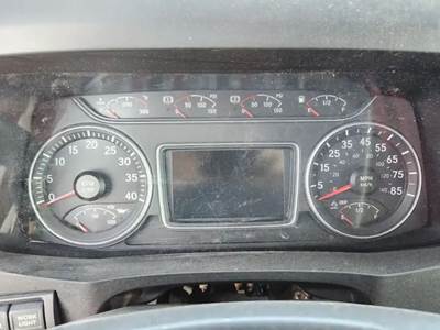 International MV607 Instrument Panel Cluster