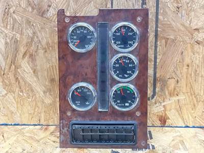 International Paystar 5900i Instrument Panel Cluster