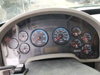 International TranStar 8600 Instrument Panel Cluster