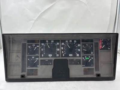 International TranStar 8600 Instrument Panel Cluster