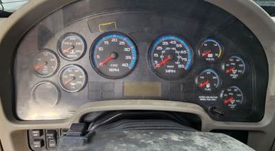 International WorkStar 7500 Instrument Panel Cluster