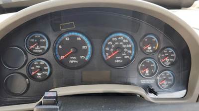 International WorkStar 7600 Instrument Panel Cluster