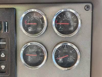 Kenworth T370 Instrument Panel Cluster