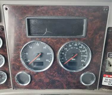 Kenworth T370 Instrument Panel Cluster