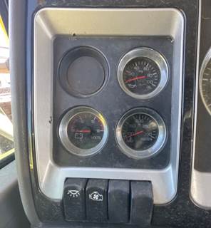 Kenworth T400 Instrument Panel Cluster