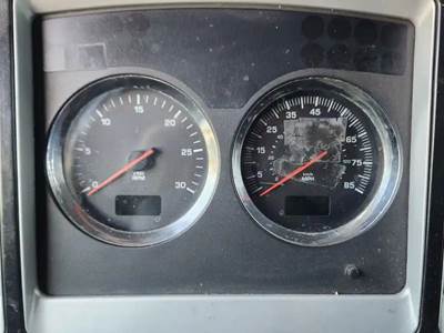 Kenworth T600 Instrument Panel Cluster