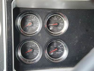 Kenworth T600 Instrument Panel Cluster