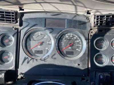 Kenworth T660 Instrument Panel Cluster