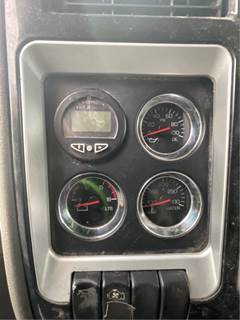 Kenworth T660 Instrument Panel Cluster