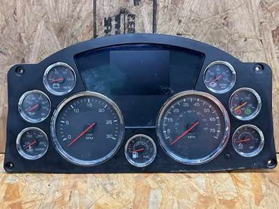 Kenworth T680 Instrument Panel Cluster