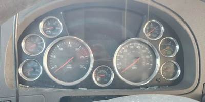 Kenworth T680 Instrument Panel Cluster