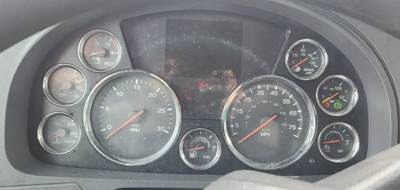 Kenworth T680 Instrument Panel Cluster