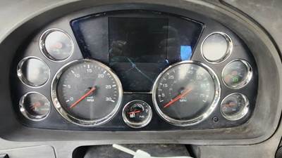 Kenworth T680 Instrument Panel Cluster