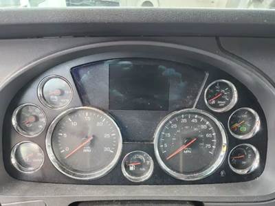 Kenworth T680 Instrument Panel Cluster