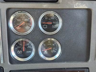 Kenworth T680 Instrument Panel Cluster