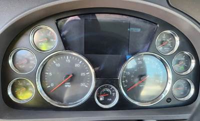 Kenworth T680 Instrument Panel Cluster