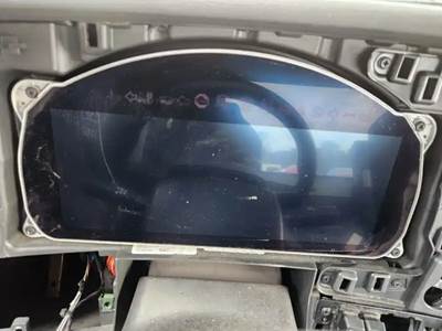 Kenworth T680 Instrument Panel Cluster