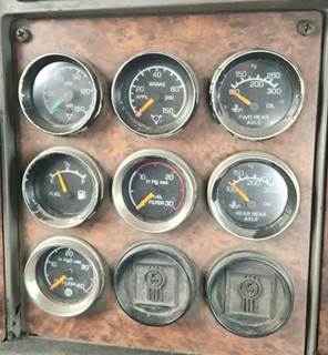 Kenworth T800 Instrument Panel Cluster
