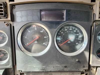 Kenworth T800 Instrument Panel Cluster