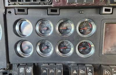 Kenworth W900 Instrument Panel Cluster