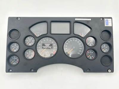 Mack CXU613T Instrument Panel Cluster