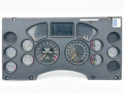 Mack CXU613T Instrument Panel Cluster