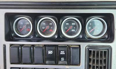 Mack Pinnacle Instrument Panel Cluster