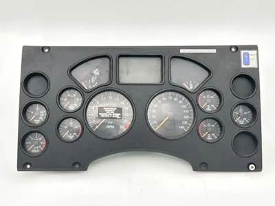 Mack Pinnacle CXU612 Instrument Panel Cluster for a 2013 Mack CXU612