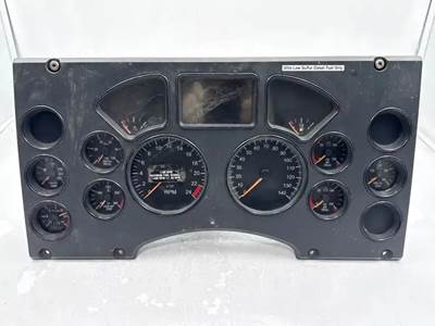 Mack Pinnacle CXU612 Instrument Panel Cluster for a 2013 Mack CXU612