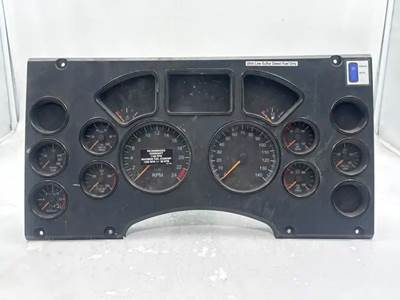 Mack Pinnacle CXU612 Instrument Panel Cluster for a 2013 Mack CXU612