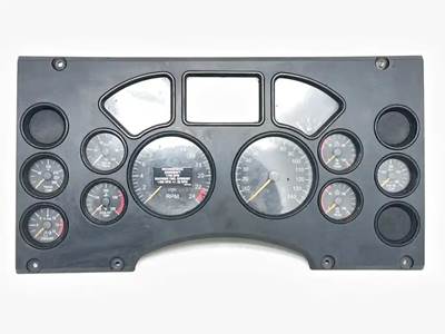 Mack Pinnacle CXU612 Instrument Panel Cluster for a 2013 Mack CXU612