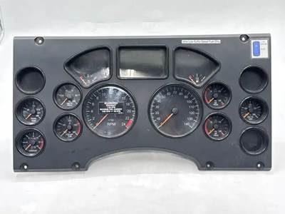 Mack Pinnacle CXU612 Instrument Panel Cluster for a 2013 Mack CXU612