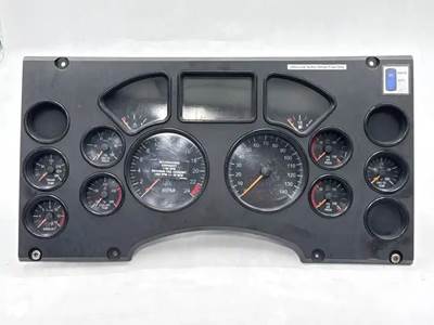 Mack Pinnacle CXU612 Instrument Panel Cluster for a 2013 Mack CXU612
