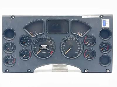 Mack Pinnacle CXU612 Instrument Panel Cluster for a 2011 Mack CXU612