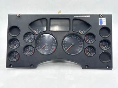 Mack Pinnacle CXU612 Instrument Panel Cluster for a 2013 Mack CXU612
