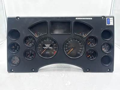 Mack Pinnacle CXU613 Instrument Panel Cluster for a 2013 Mack CXU613