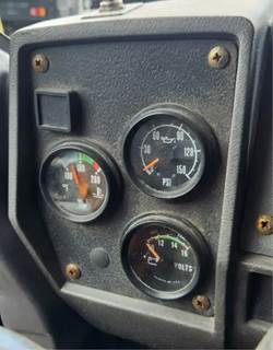 Mack RD688SX Instrument Panel Cluster