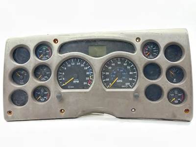 Mack Vision CXN613 Instrument Panel Cluster for a 2007 Mack CXN613