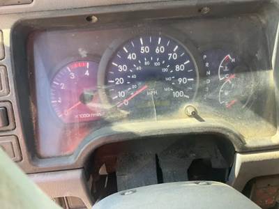 Mitsubishi FE85D Instrument Panel Cluster