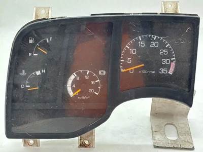 Mitsubishi FM617 Instrument Panel Cluster