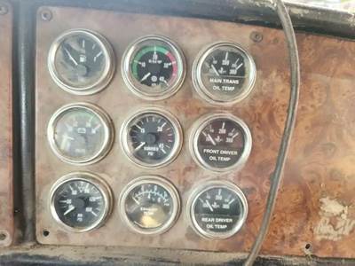 Peterbilt 378 Instrument Panel Cluster