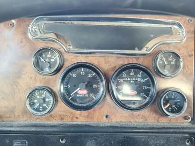 Peterbilt 378 Instrument Panel Cluster