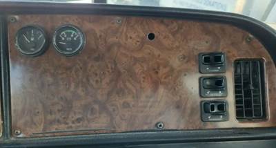 Peterbilt 378 Instrument Panel Cluster