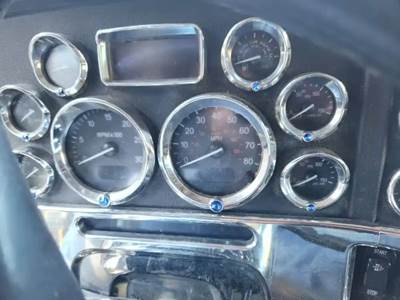 Peterbilt 386 Instrument Panel Cluster